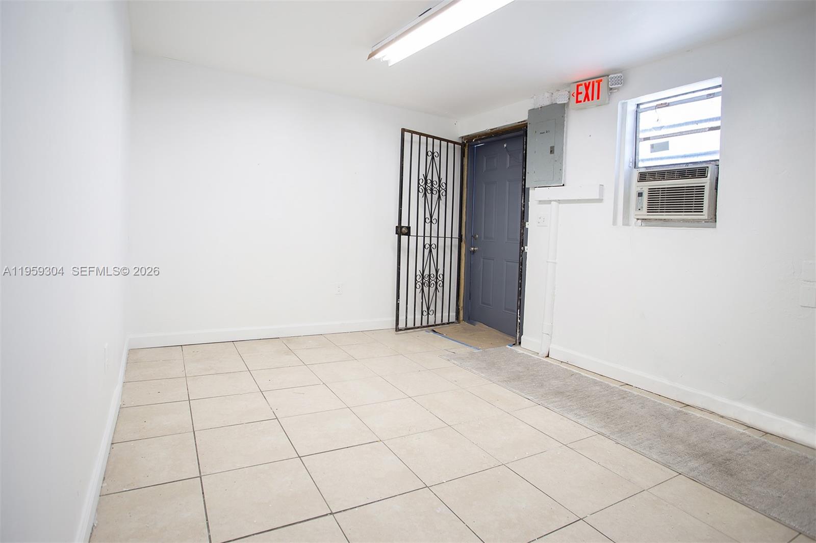   /   sq. ft. $ 2026-02-04 0 Photo