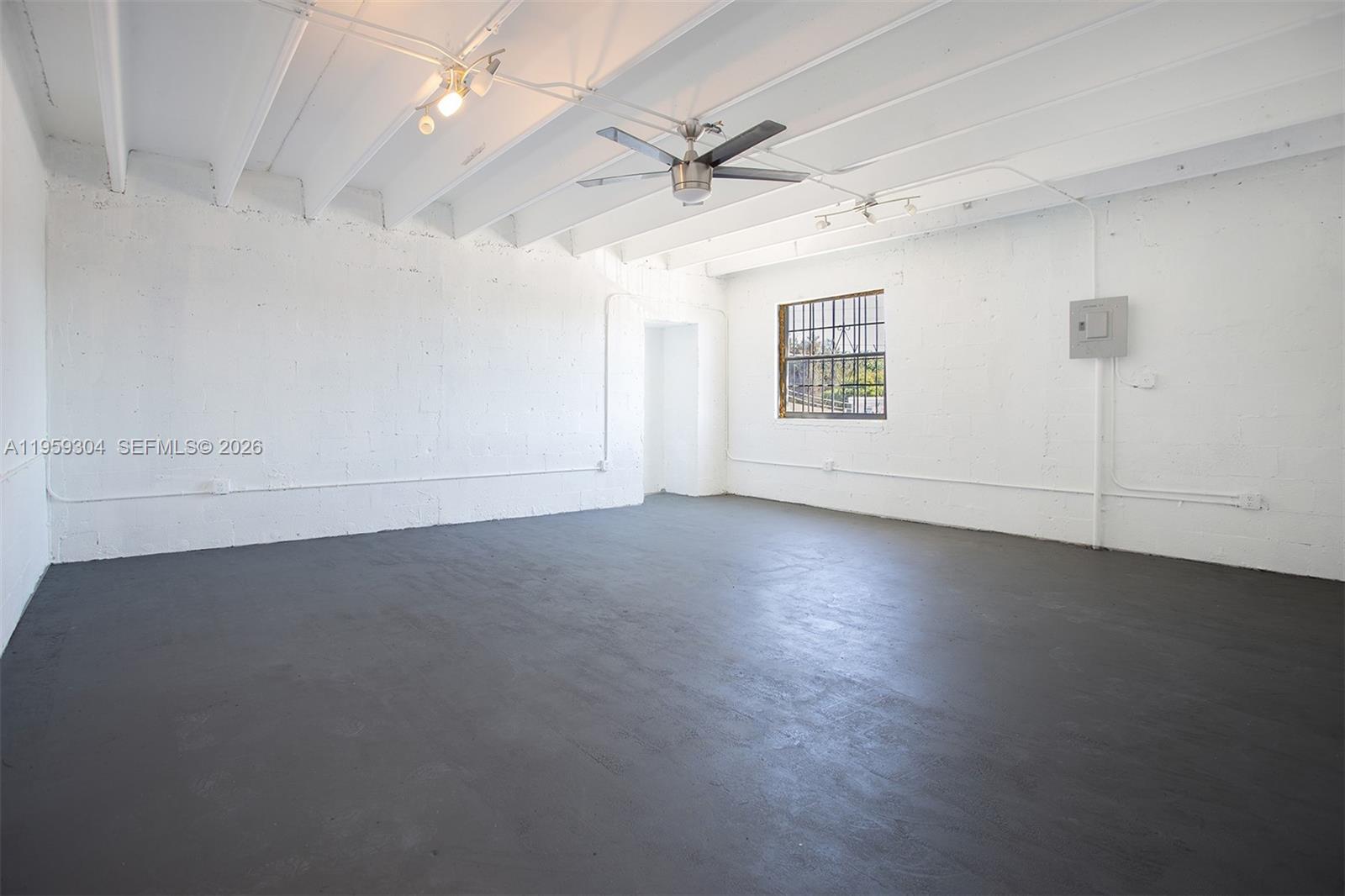   /   sq. ft. $ 2026-02-04 0 Photo