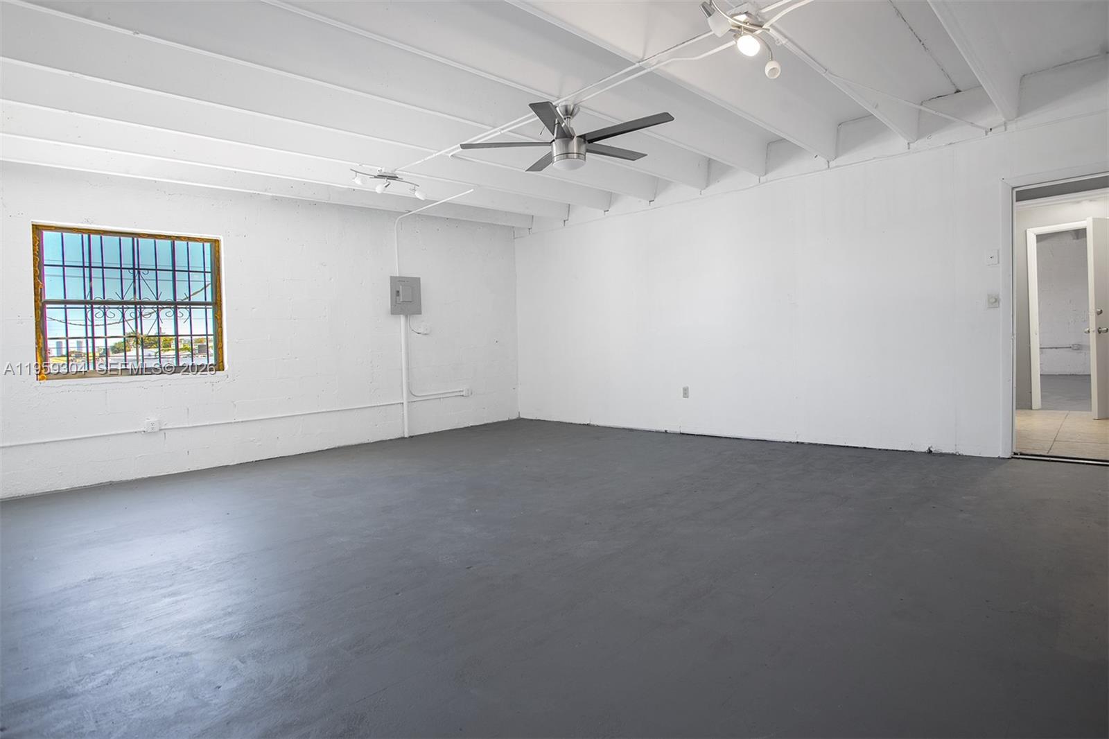   /   sq. ft. $ 2026-02-04 0 Photo