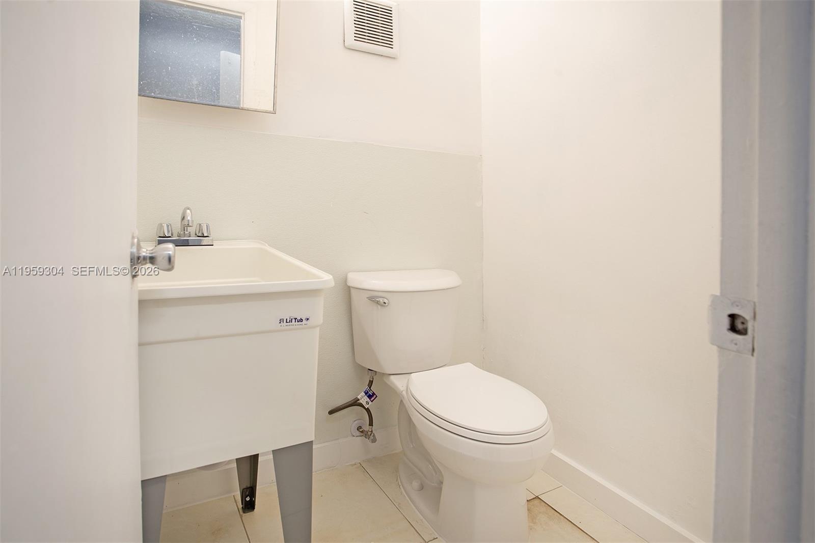   /   sq. ft. $ 2026-02-04 0 Photo