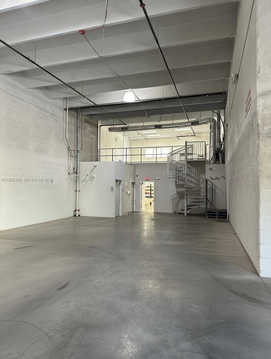 Ver detalles 166 / sq. ft. $ 2026-02-10 0 foto