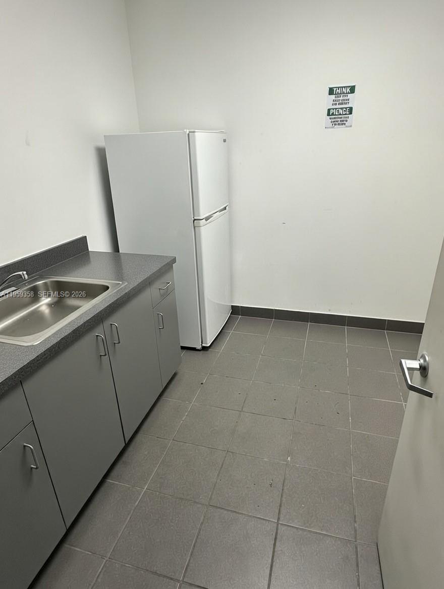 Ver detalles 166 / sq. ft. $ 2026-02-10 0 foto