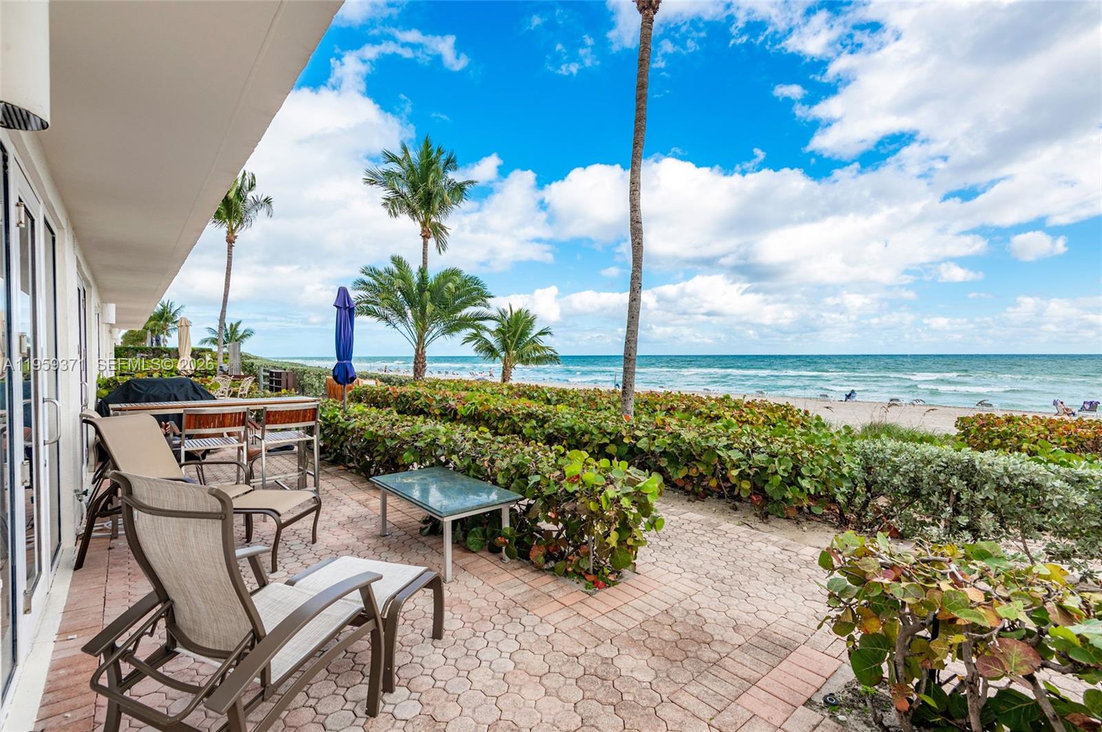 408 3 / 3 1571 sq. ft. $ 2026-04-27 0 foto