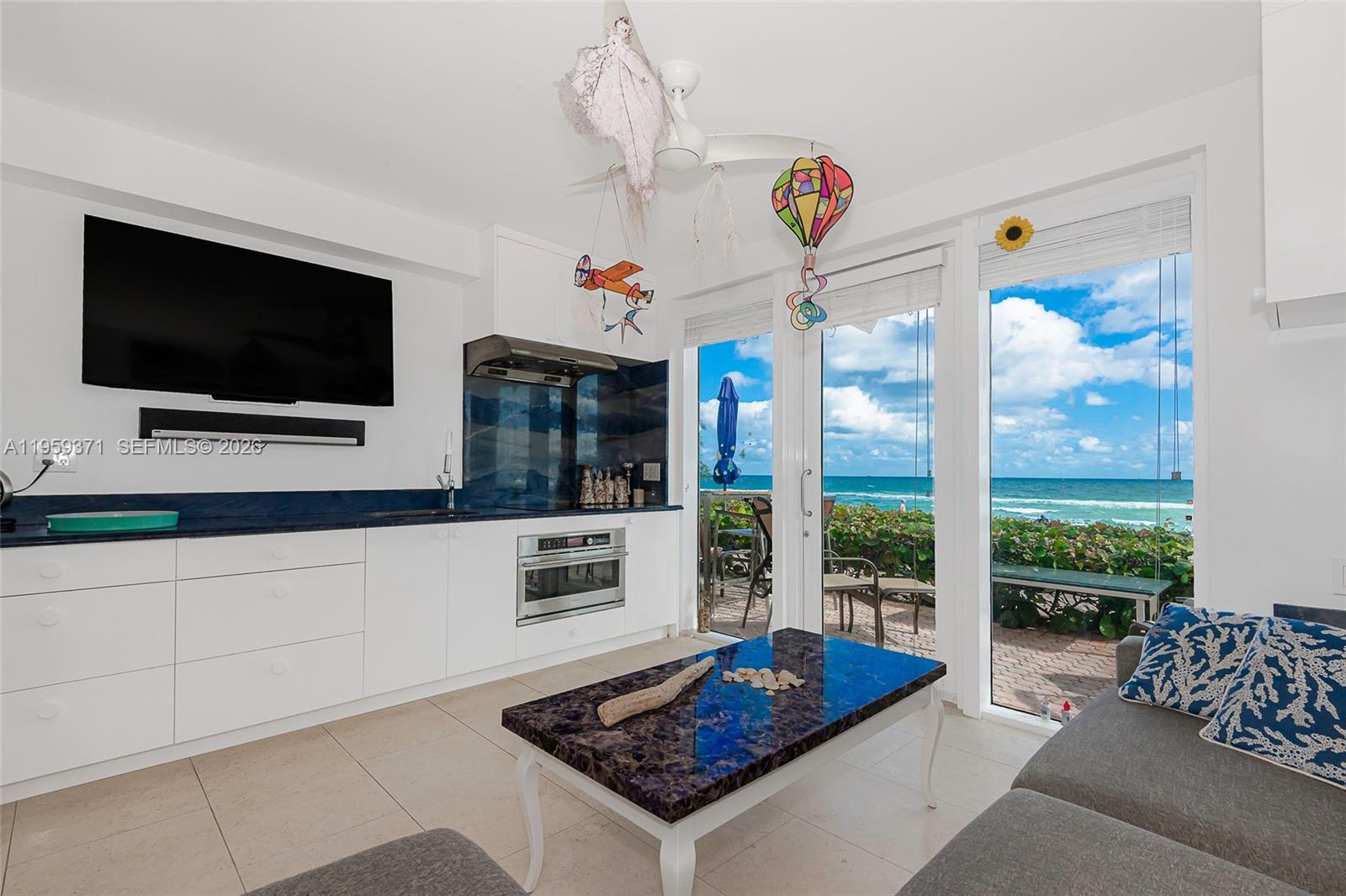 408 3 / 3 1571 sq. ft. $ 2026-04-27 0 foto