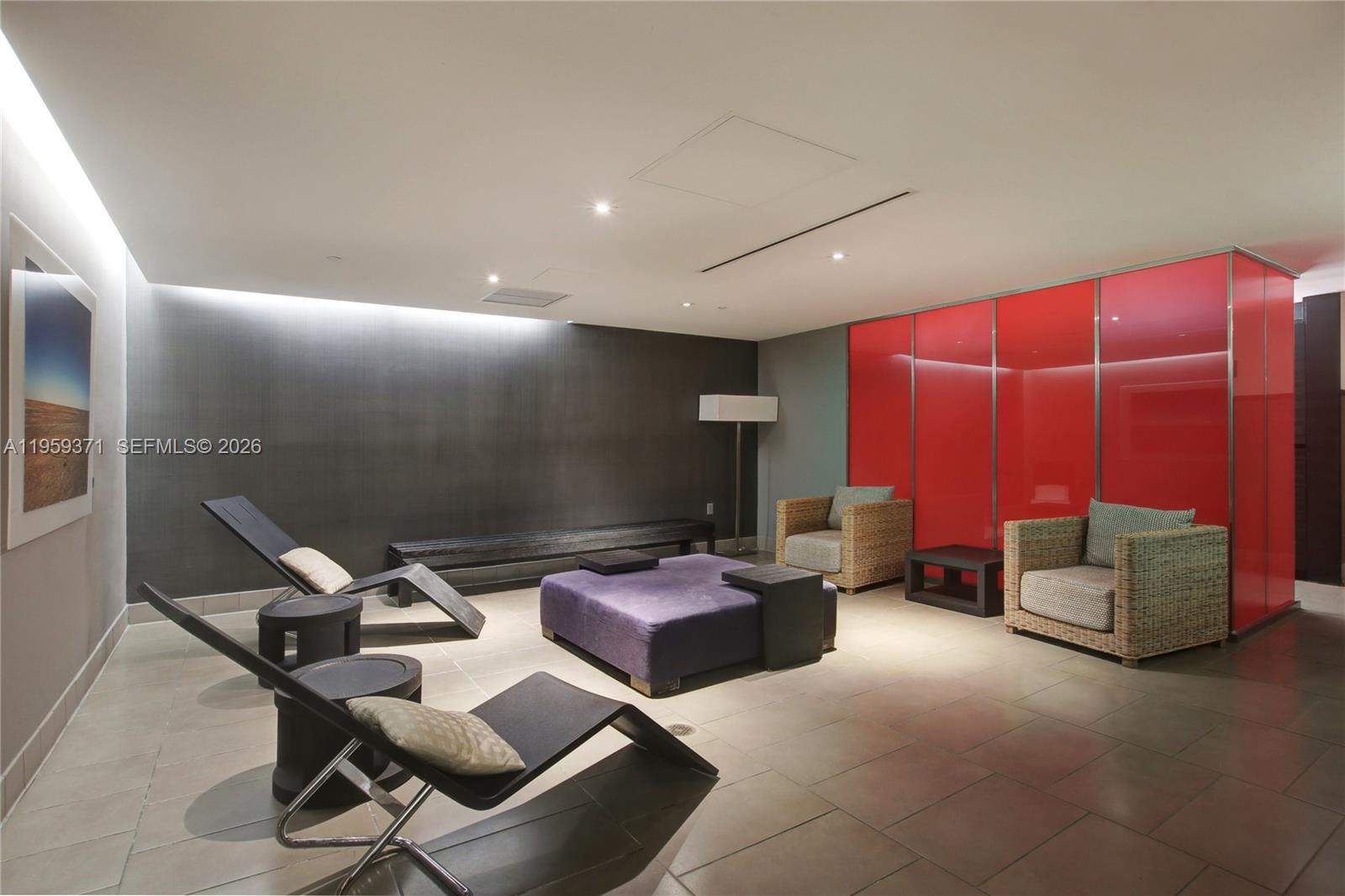 408 3 / 3 1571 sq. ft. $ 2026-04-27 0 foto