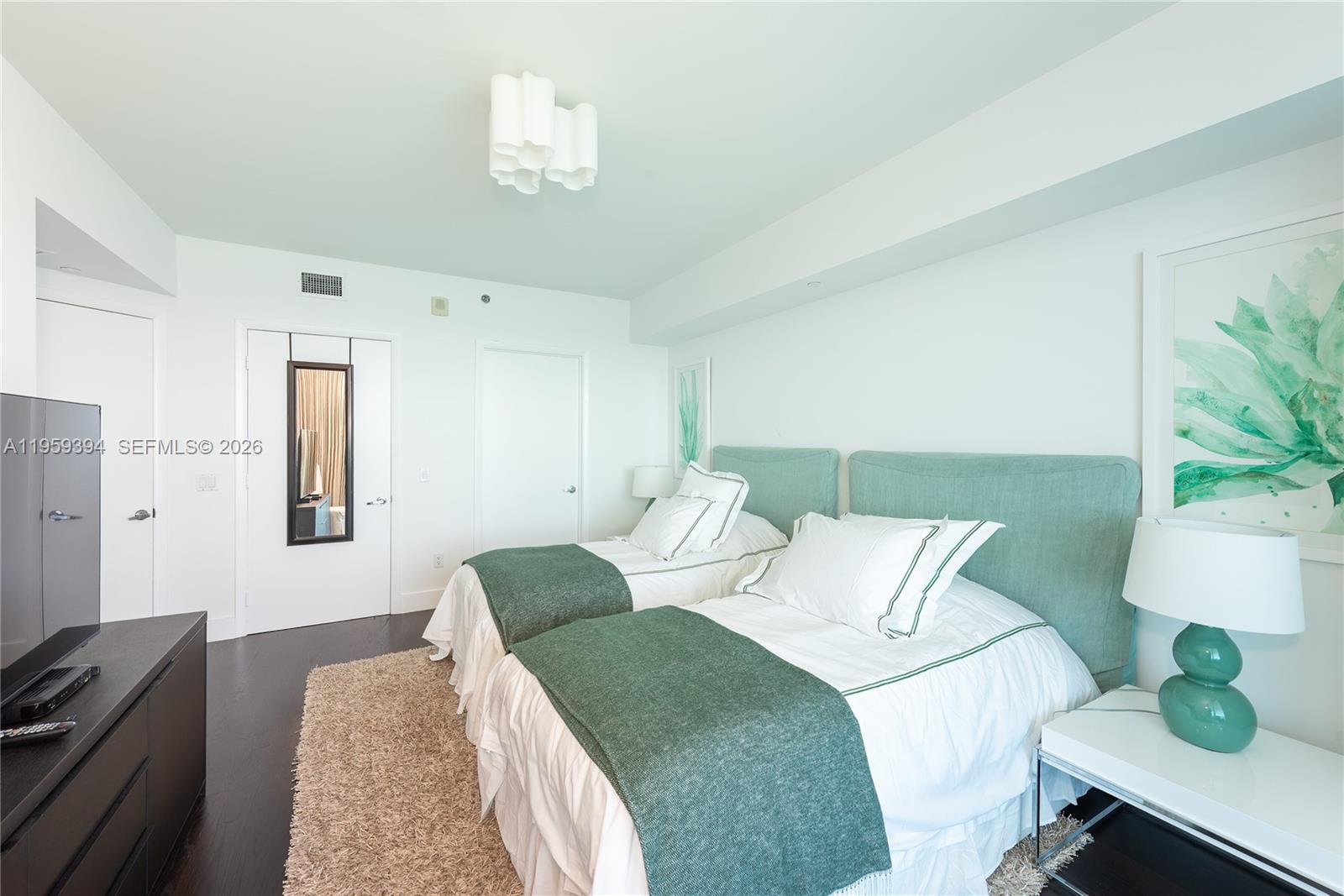 Photo of 2711 Ocean Dr  #3202, Hollywood, Florida, 33019 - 