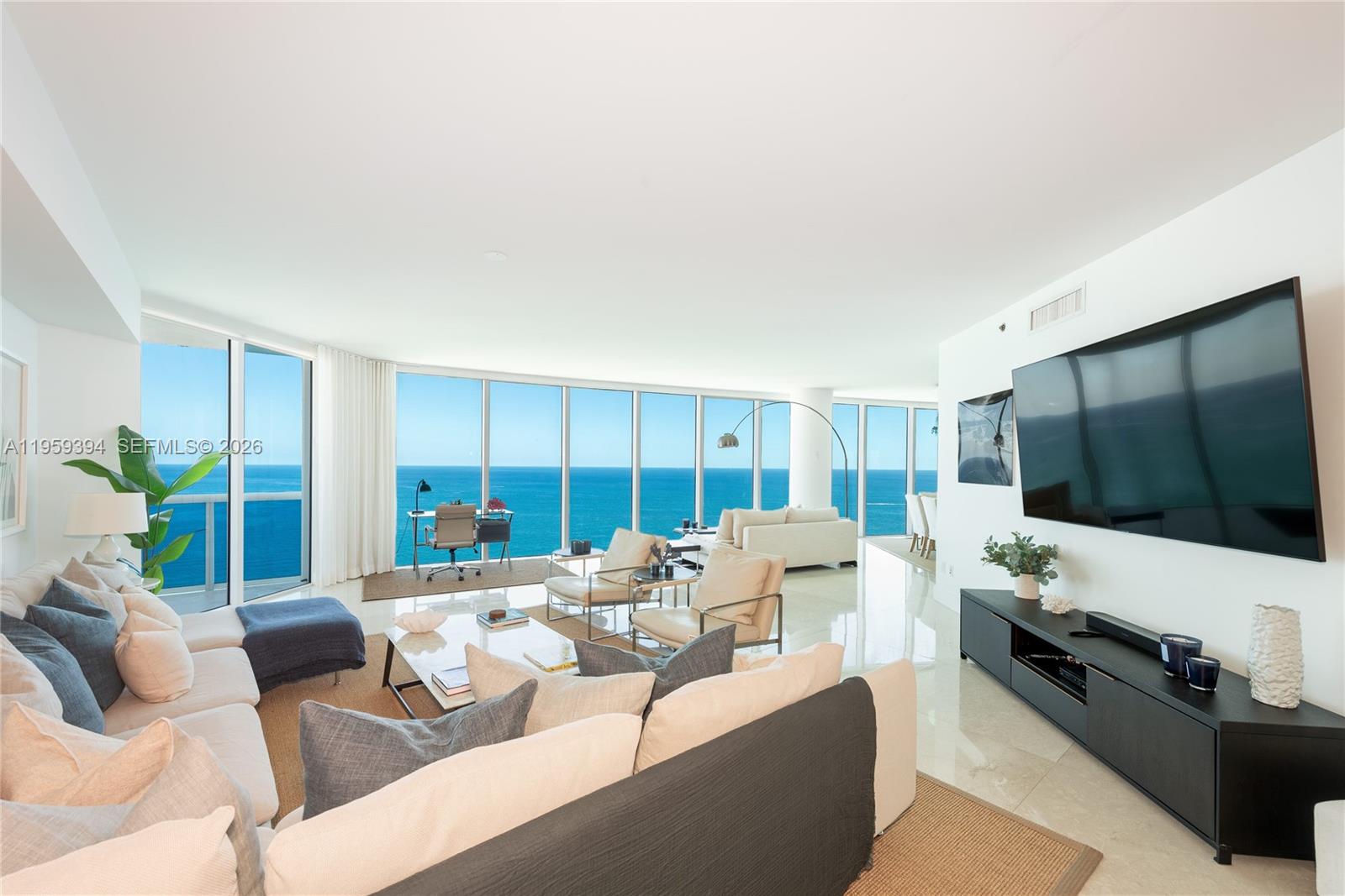 Photo of 2711 Ocean Dr  #3202, Hollywood, Florida, 33019 - 