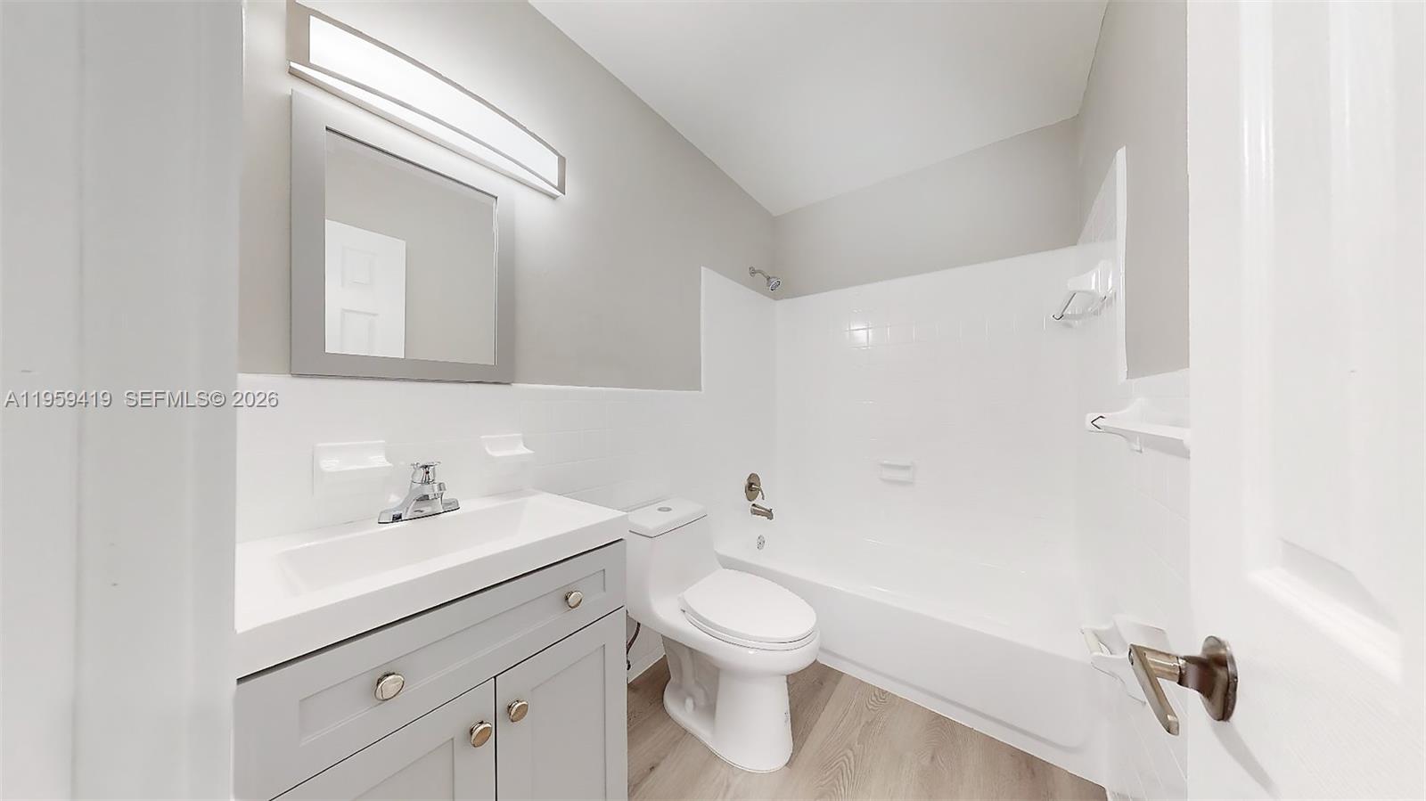   /  3380 sq. ft. $ 2026-02-04 0 Photo