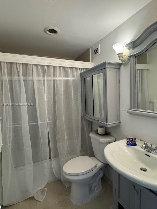 Photo of 400 Kings Point Dr #706, Sunny Isles Beach, Florida, 33160 -
