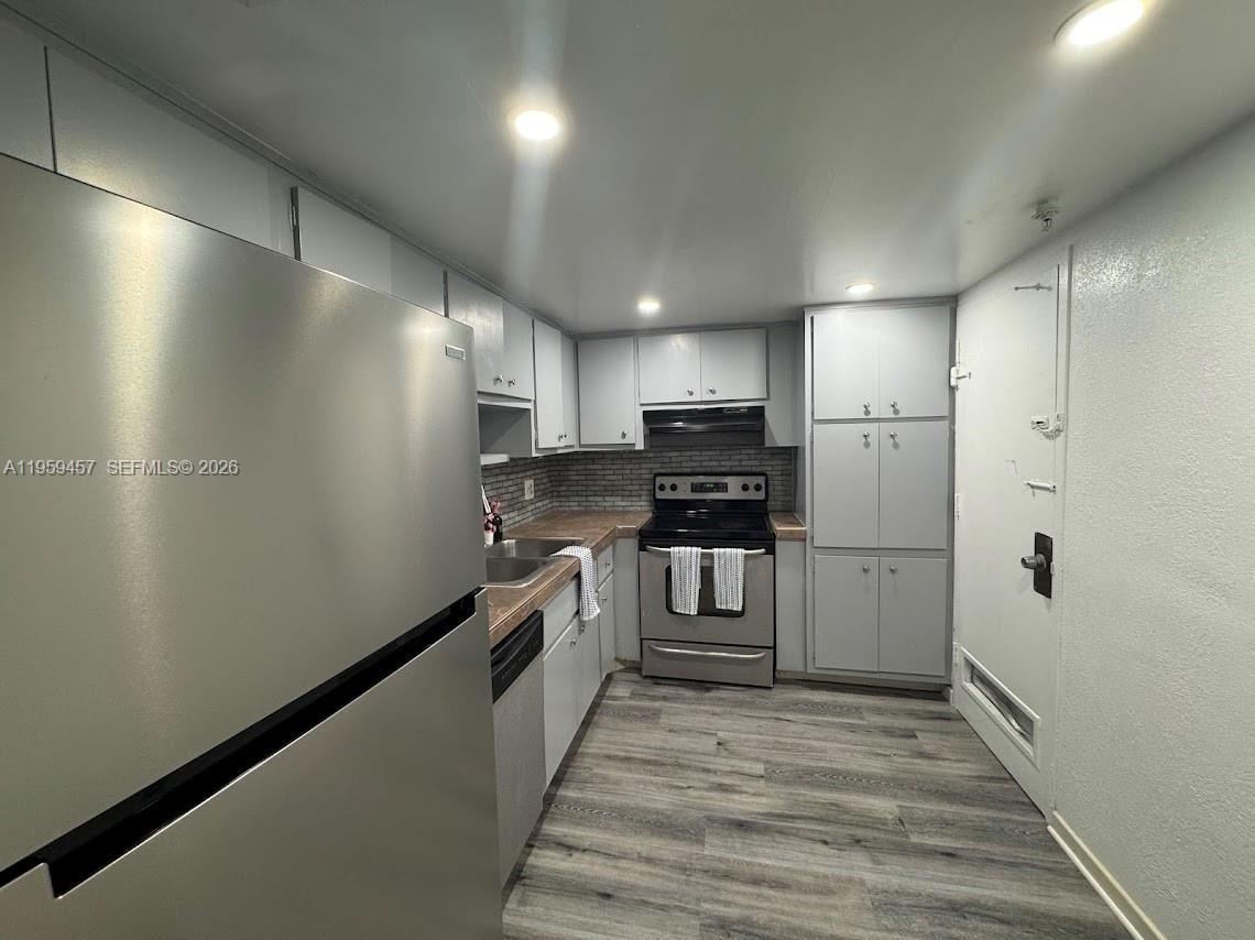 Photo of 400 Kings Point Dr #706, Sunny Isles Beach, Florida, 33160 -