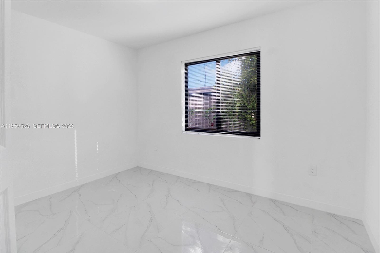   /  3300 sq. ft. $ 2026-02-05 0 Photo