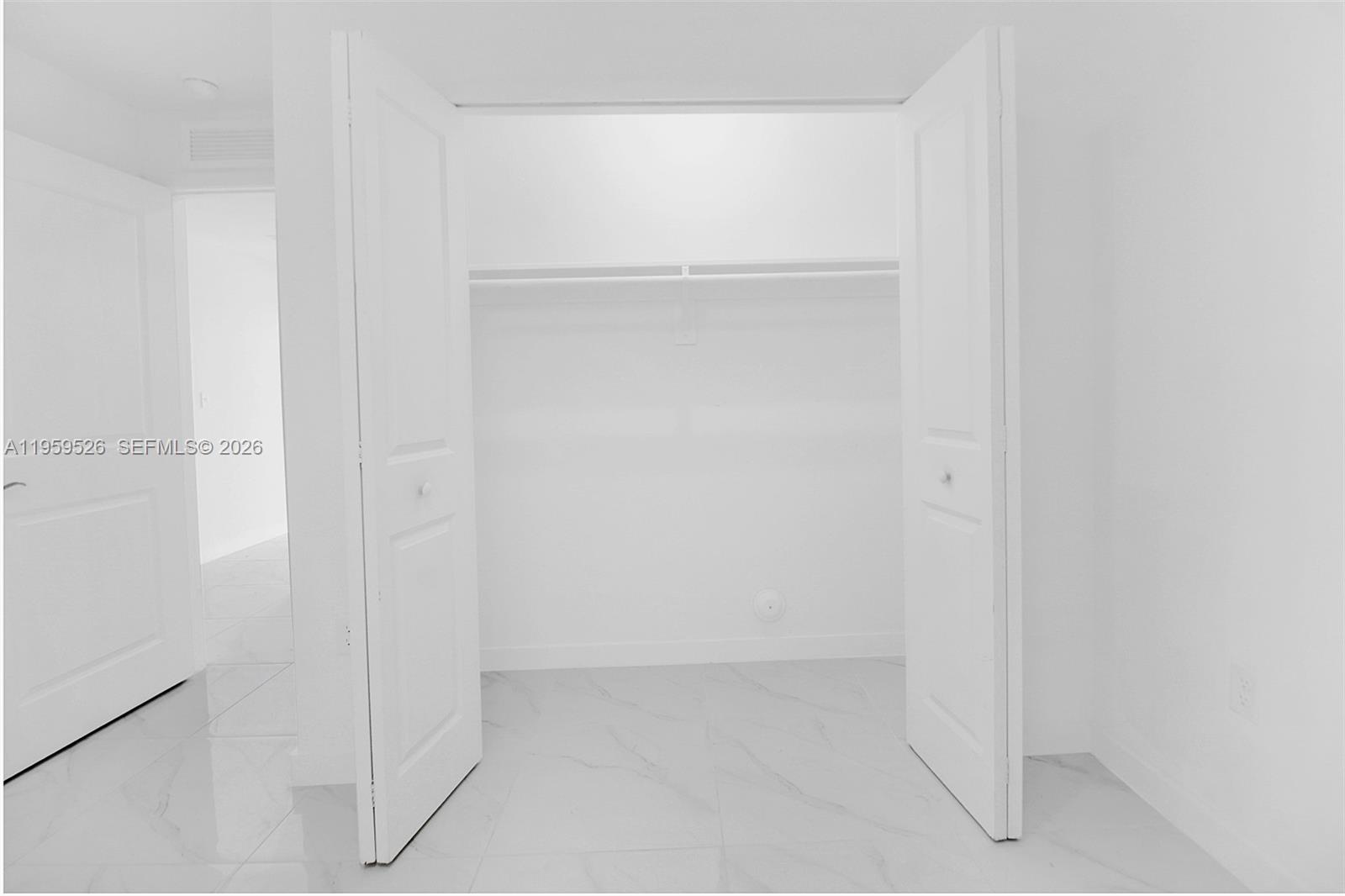   /  3300 sq. ft. $ 2026-02-05 0 Photo