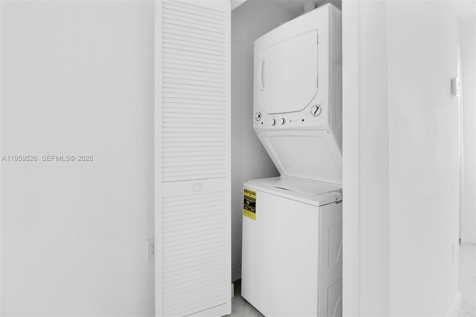   /  3300 sq. ft. $ 2026-02-05 0 Photo