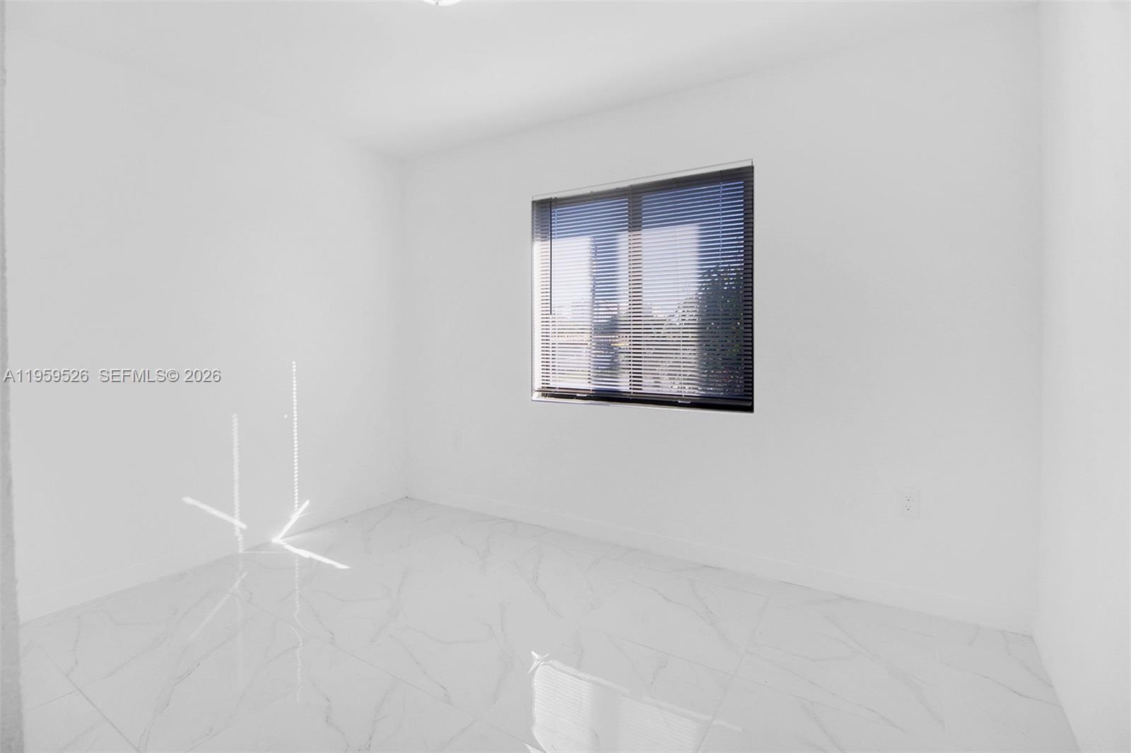   /  3300 sq. ft. $ 2026-02-05 0 Photo