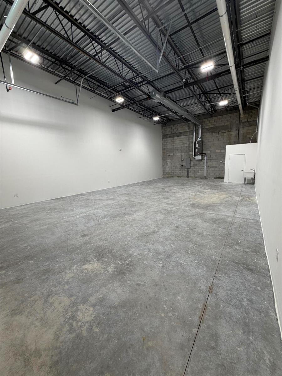 Ver detalles 63 / 1 sq. ft. $ 2026-06-17 0 foto
