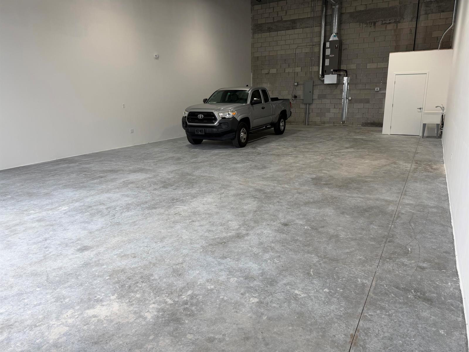 Ver detalles 63 / 1 sq. ft. $ 2026-06-17 0 foto