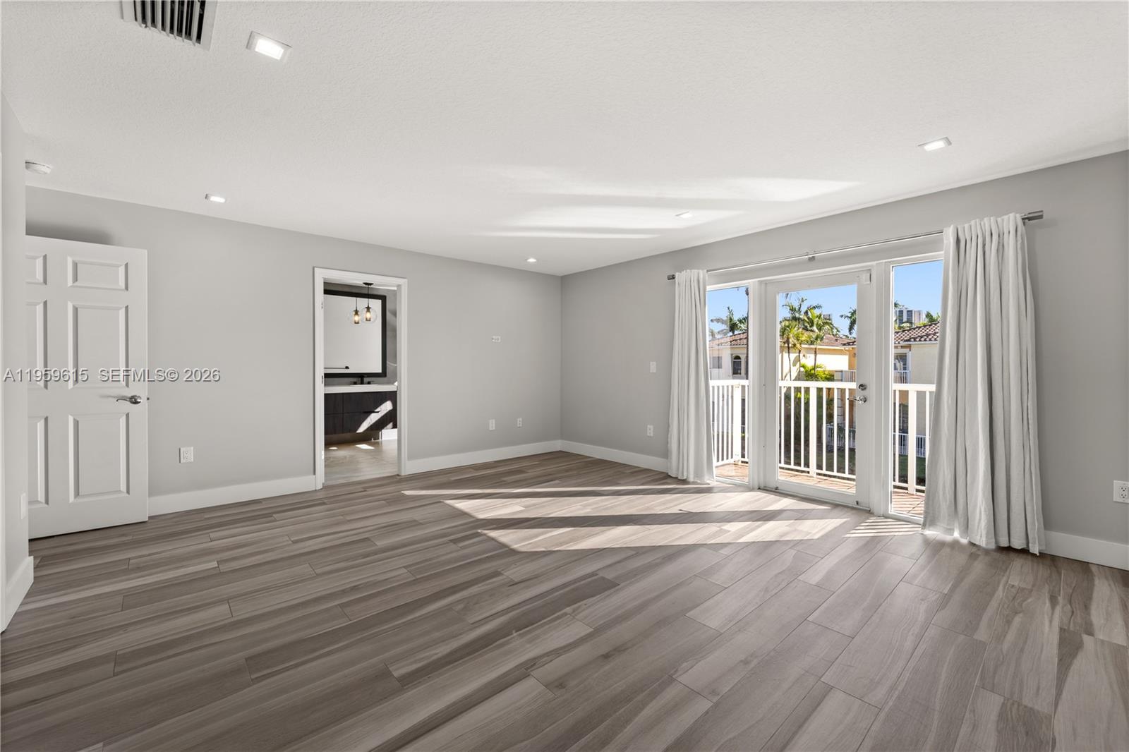 Photo of 3110 210th Ter (3110), Aventura, Florida, 33180 -