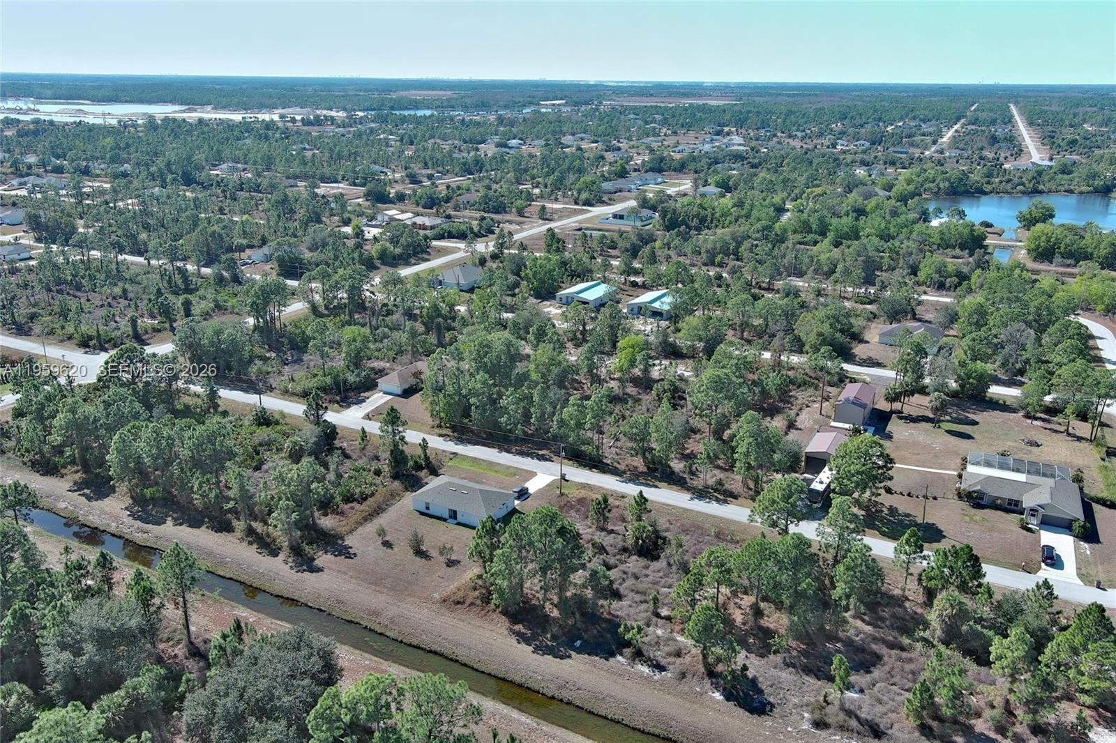 See details / sq. ft. $ 2026-02-05 0 Photo
