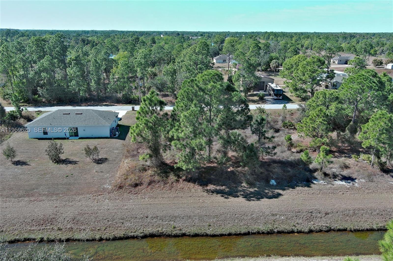 See details / sq. ft. $ 2026-02-05 0 Photo