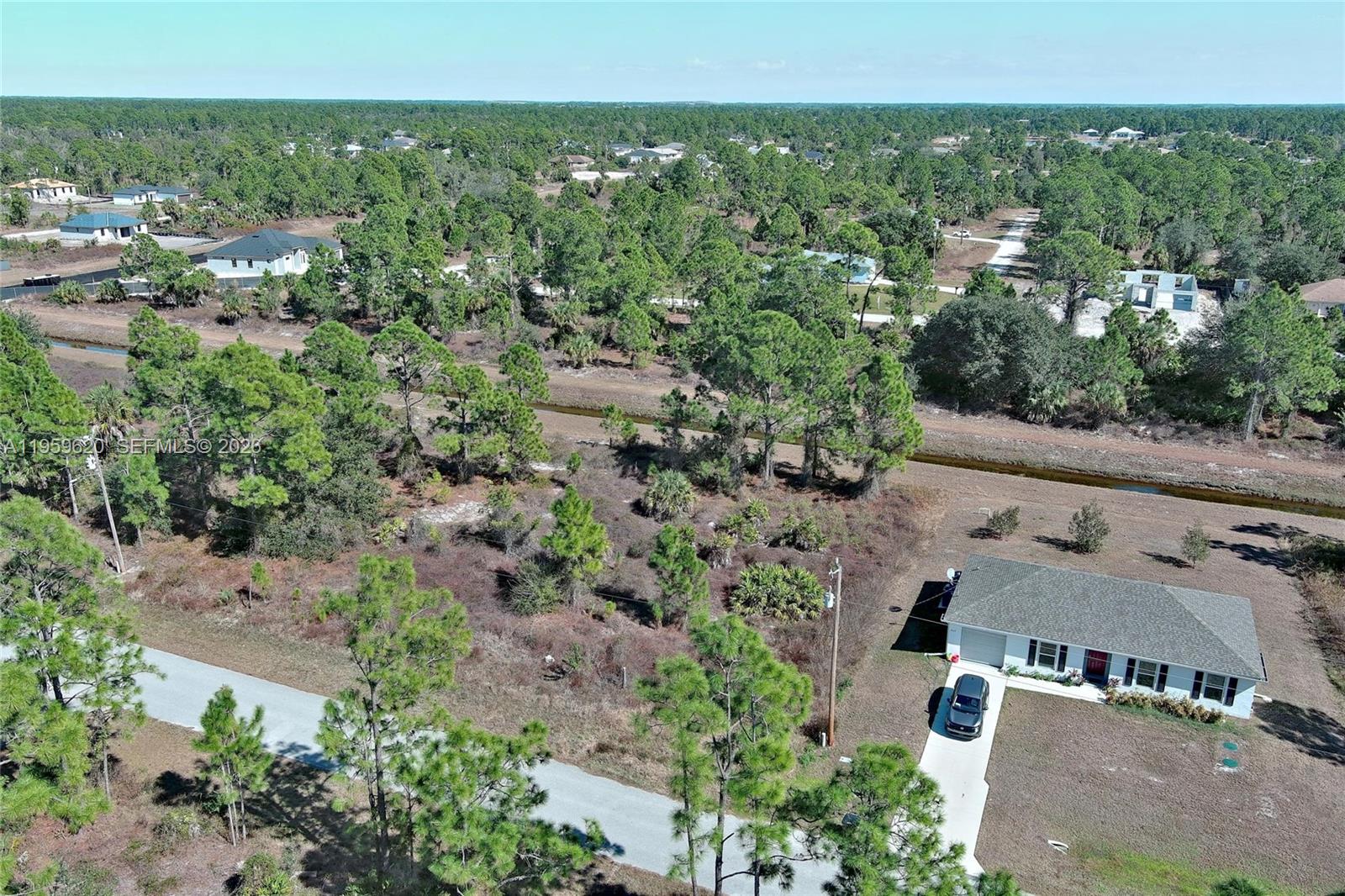 See details / sq. ft. $ 2026-02-05 0 Photo