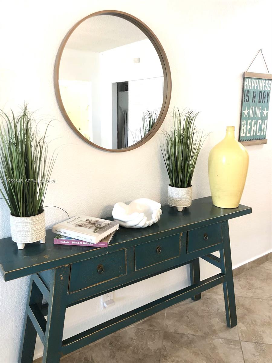 Photo of 3901 Ocean Dr #4J, Hollywood, Florida, 33019 -