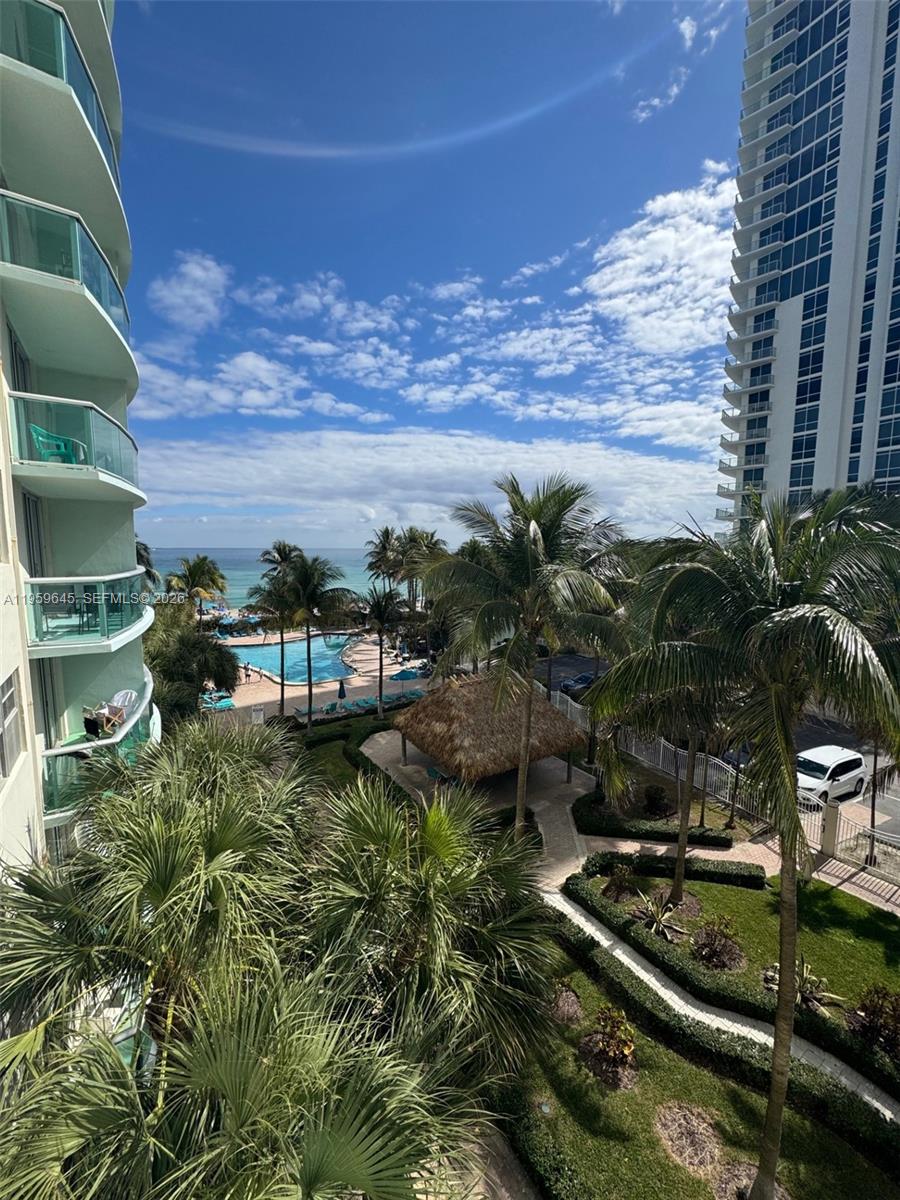 Photo of 3901 Ocean Dr #4J, Hollywood, Florida, 33019 -