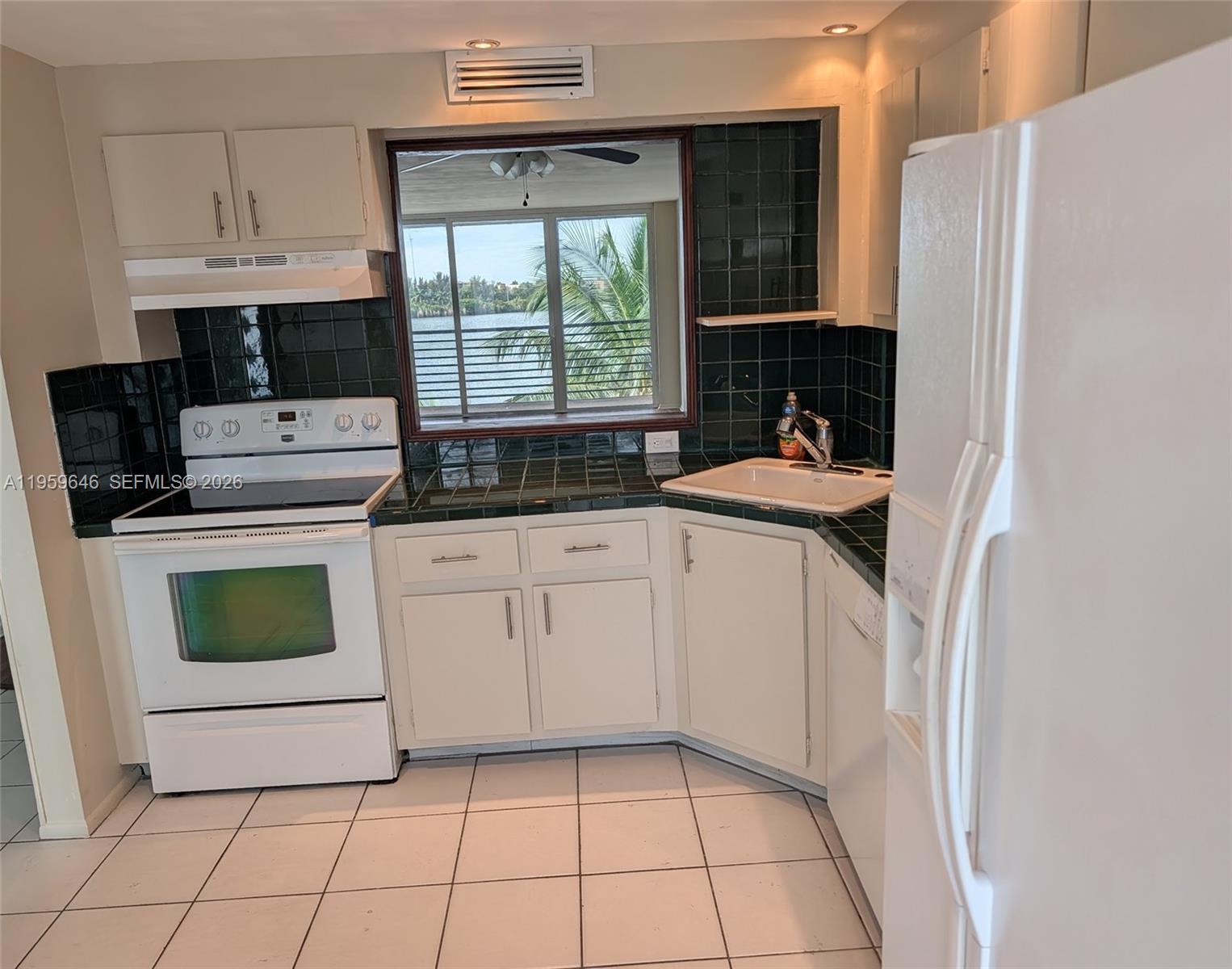 Ver detalles 509 2 / 2 1135 sq. ft. $ 2026-05-20 0 foto