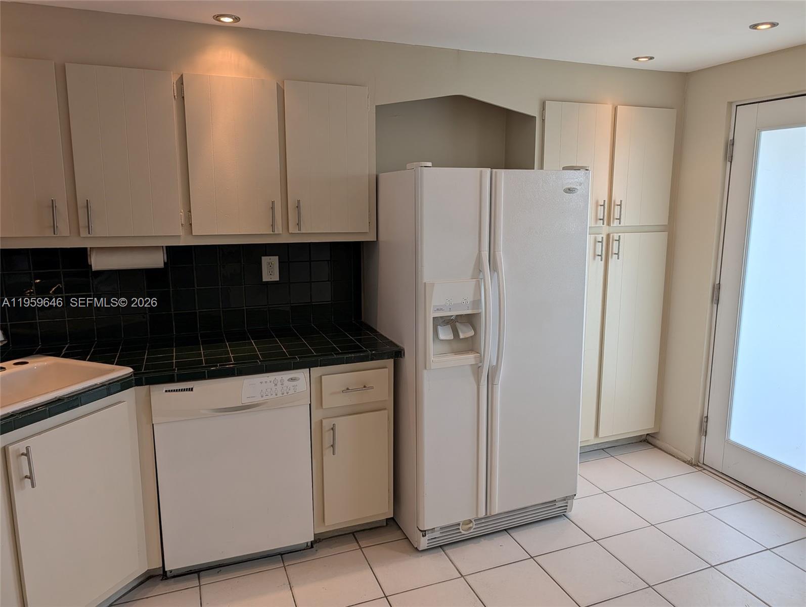 Ver detalles 509 2 / 2 1135 sq. ft. $ 2026-05-20 0 foto