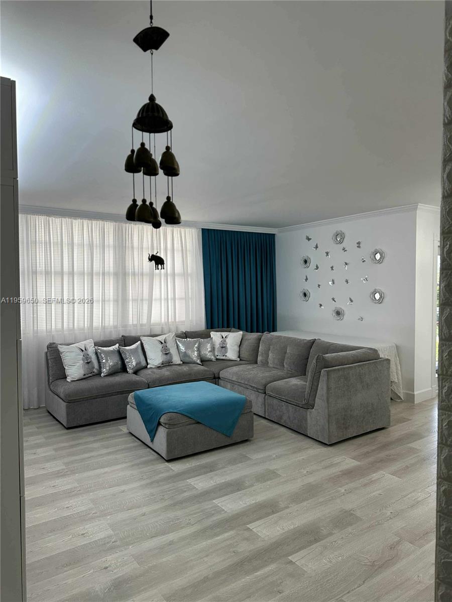 Подробнее 425W 2 / 2 1140 кв.футов $ 2026-02-05 0 Фото