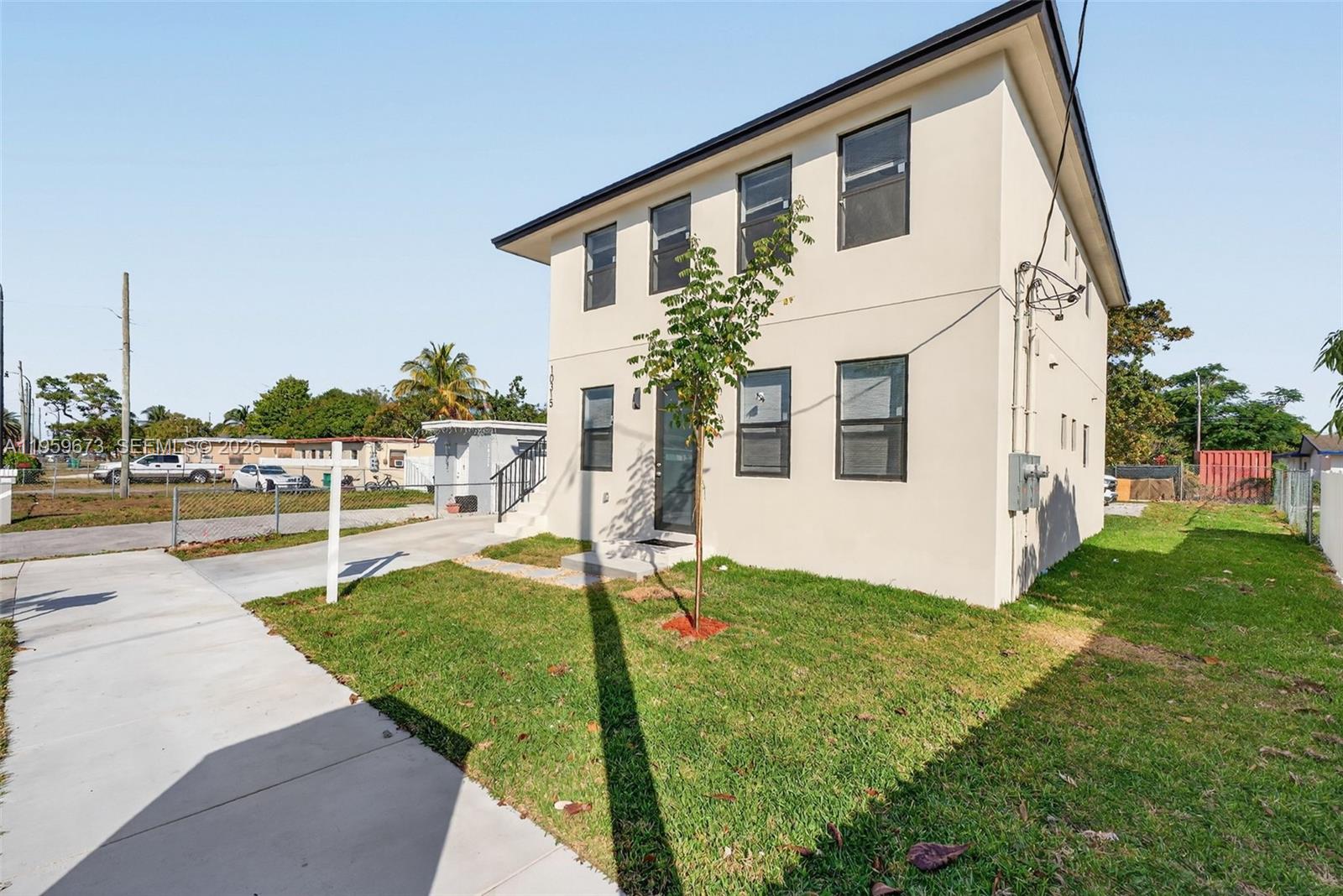   /  1184 кв.футов $ 2026-02-05 0 Фото