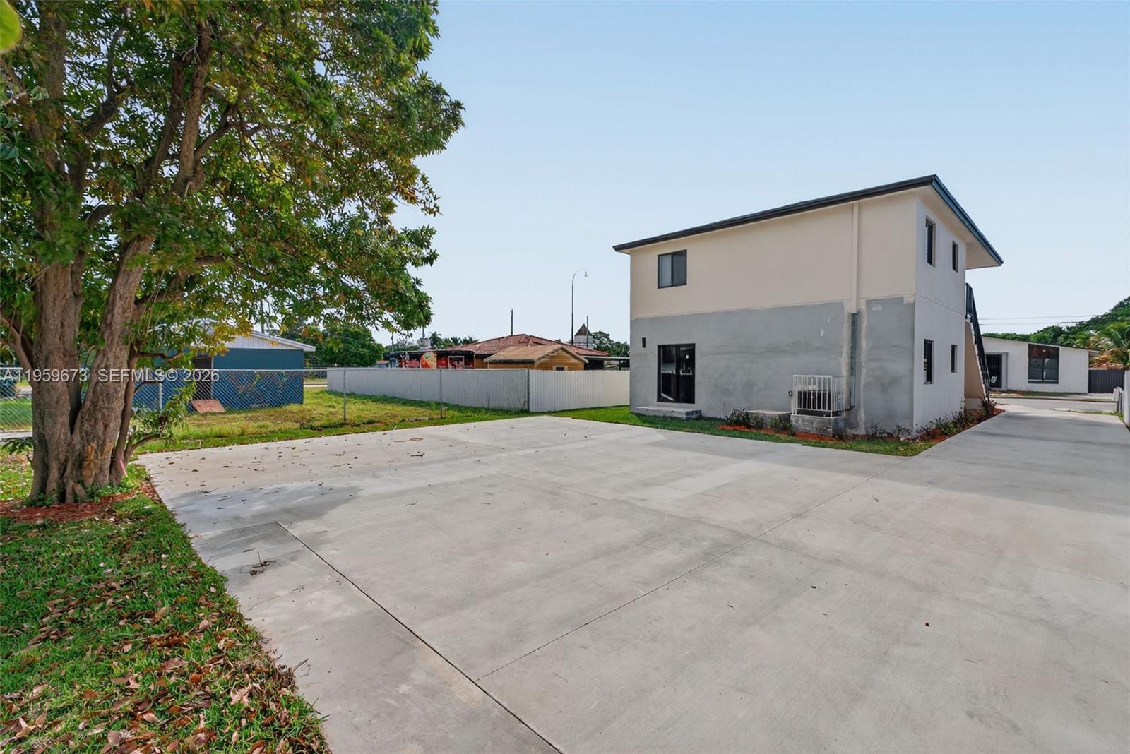   /  1184 кв.футов $ 2026-02-05 0 Фото