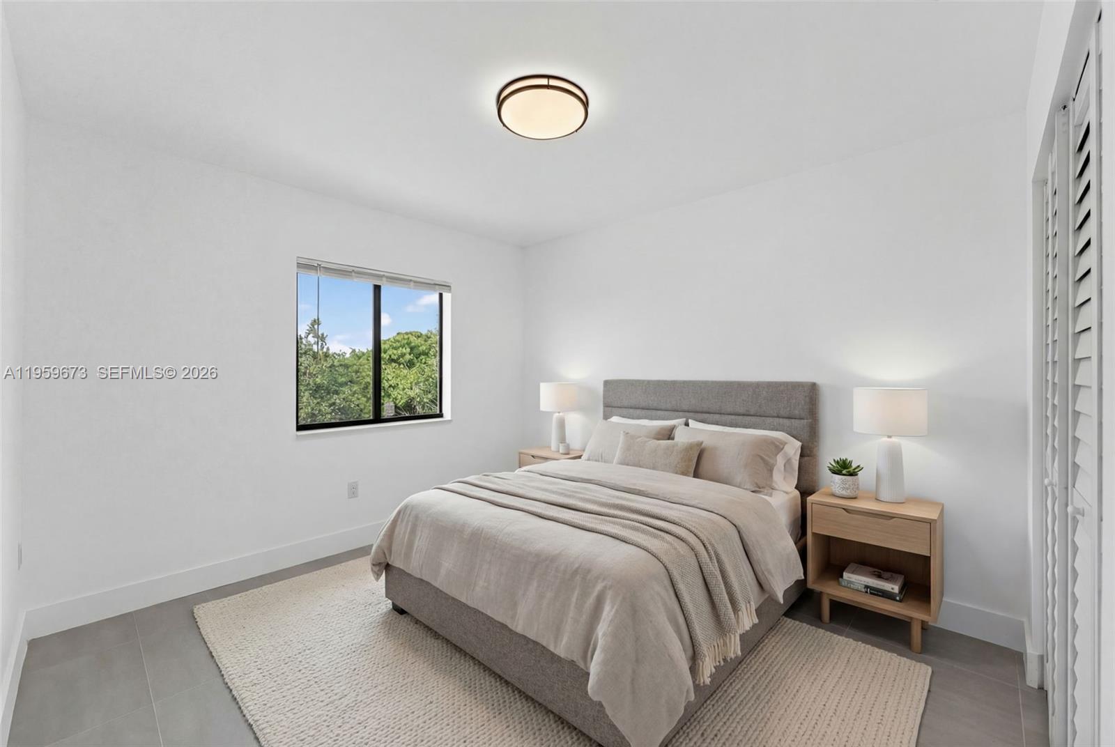   /  1184 кв.футов $ 2026-02-05 0 Фото