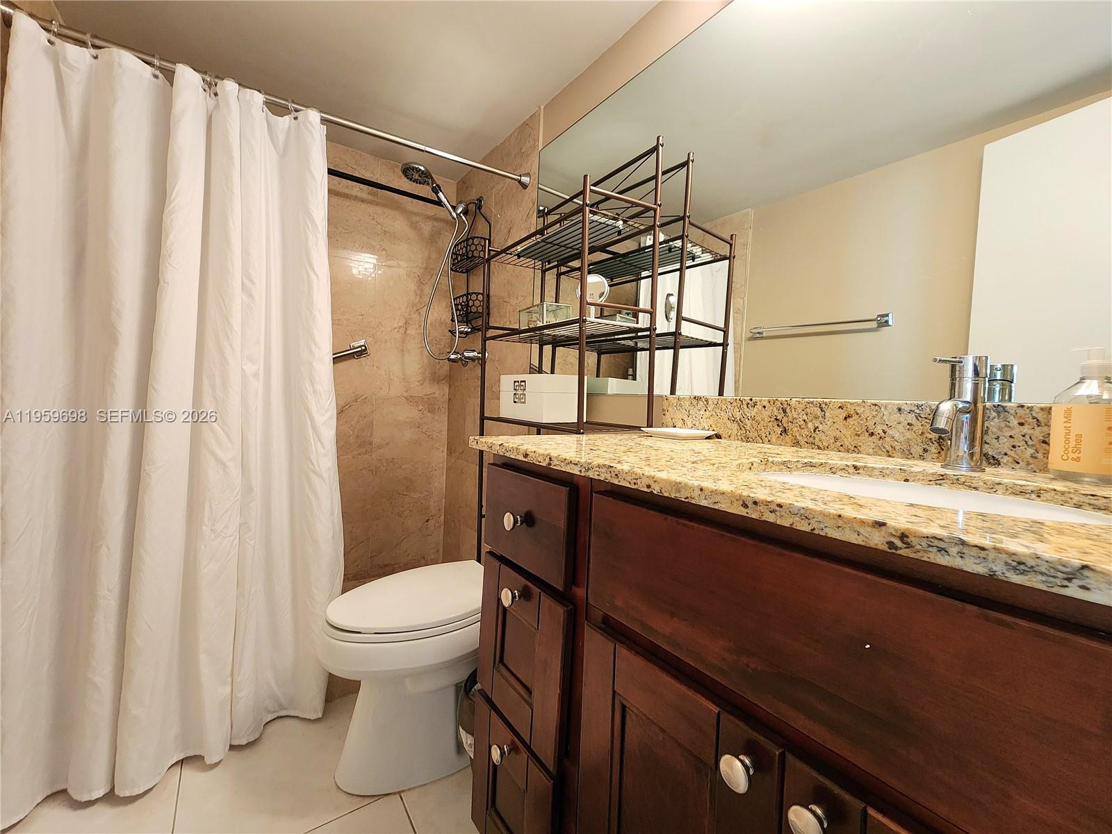 Photo of 2030 Ocean Dr  #823, Hallandale Beach, Florida, 33009 - Second/Guest Bathroom