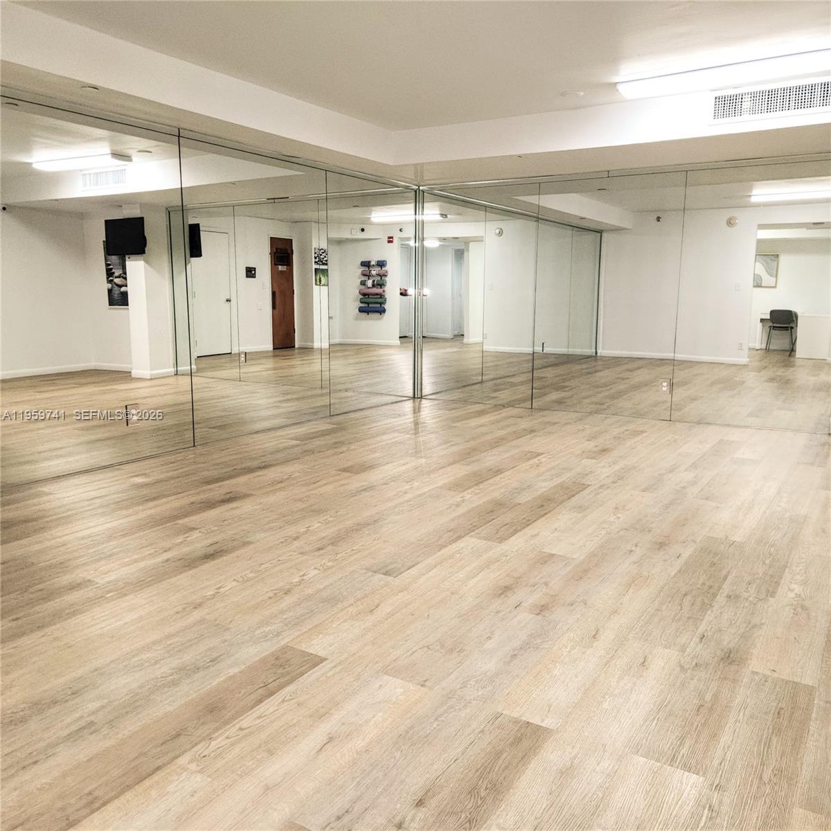 Photo of 18181 31st Ct  #2505, Aventura, Florida, 33160 - Yoga room