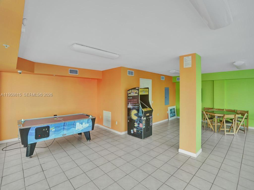 Photo of 3370 Hidden Bay Dr  #2715, Aventura, Florida, 33180 - 