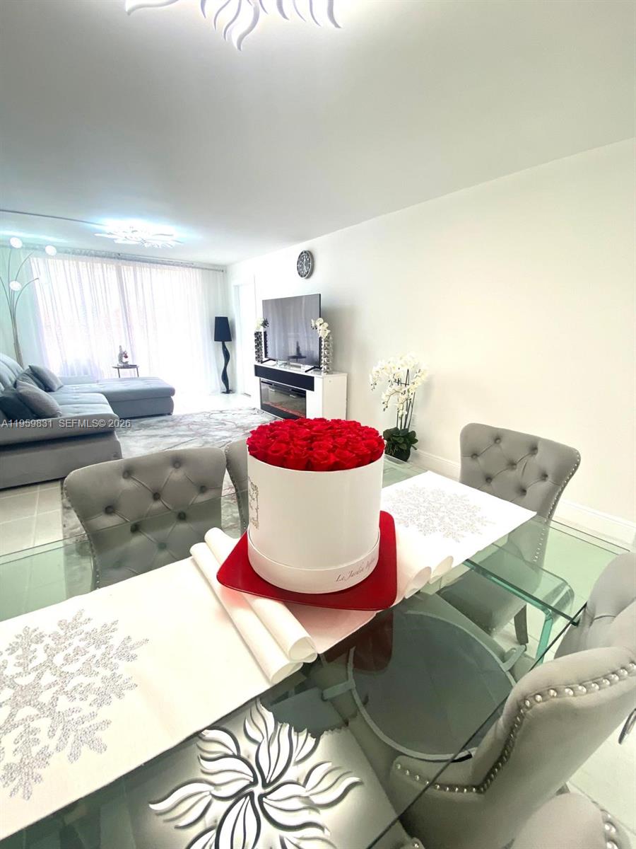 403 2 / 2 1232 sq. ft. $ 2026-02-05 0 Photo