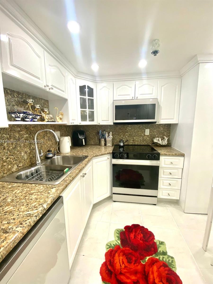 403 2 / 2 1232 sq. ft. $ 2026-02-05 0 Photo