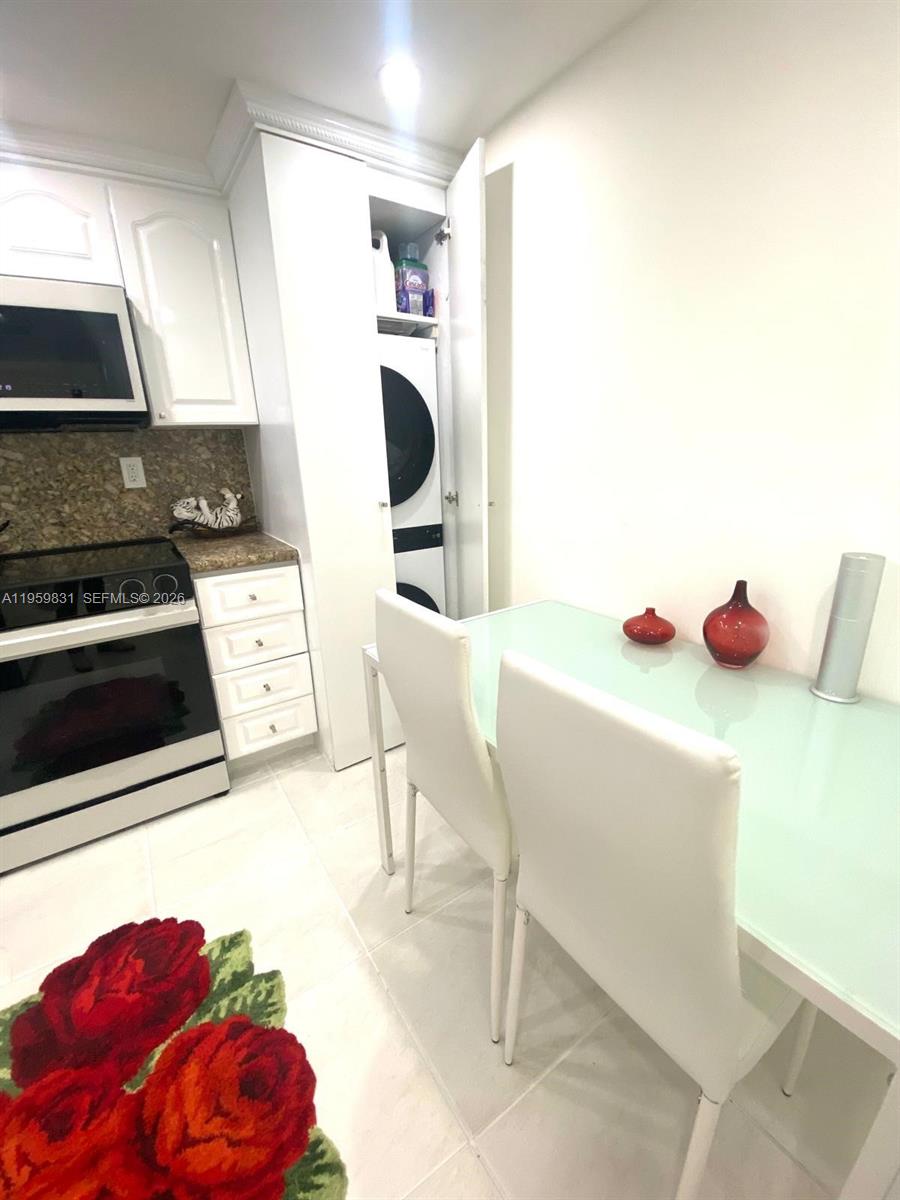 403 2 / 2 1232 sq. ft. $ 2026-02-05 0 Photo