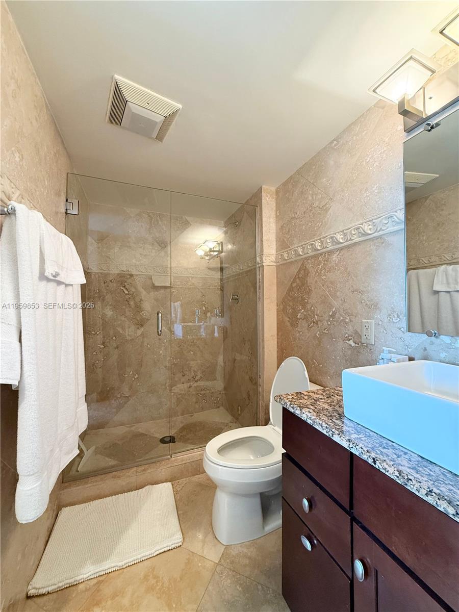 Photo of 3675 Country Club Dr  #1204, Aventura, Florida, 33180 - 