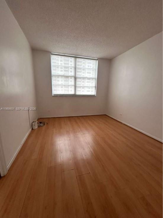 See details 609 2 / 2 1087 sq. ft. $ 2026-02-05 0 Photo