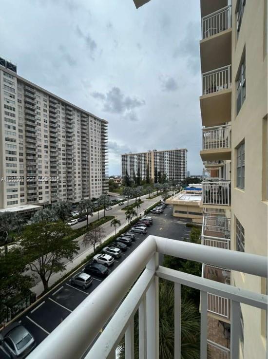 See details 609 2 / 2 1087 sq. ft. $ 2026-02-05 0 Photo