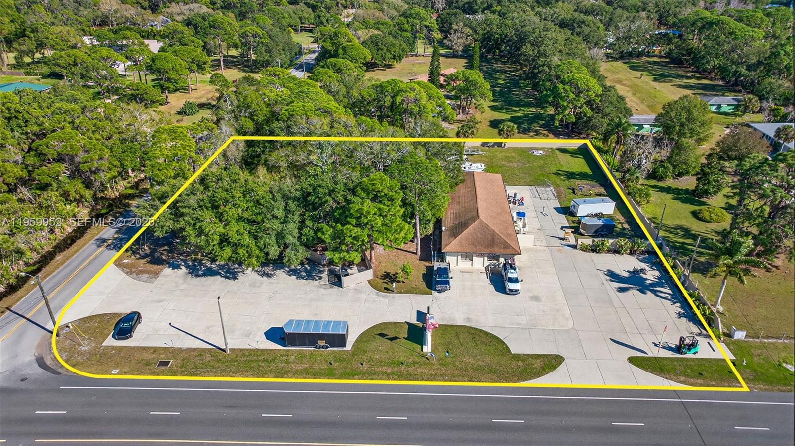   /   кв.футов $ 2026-02-05 0 Фото