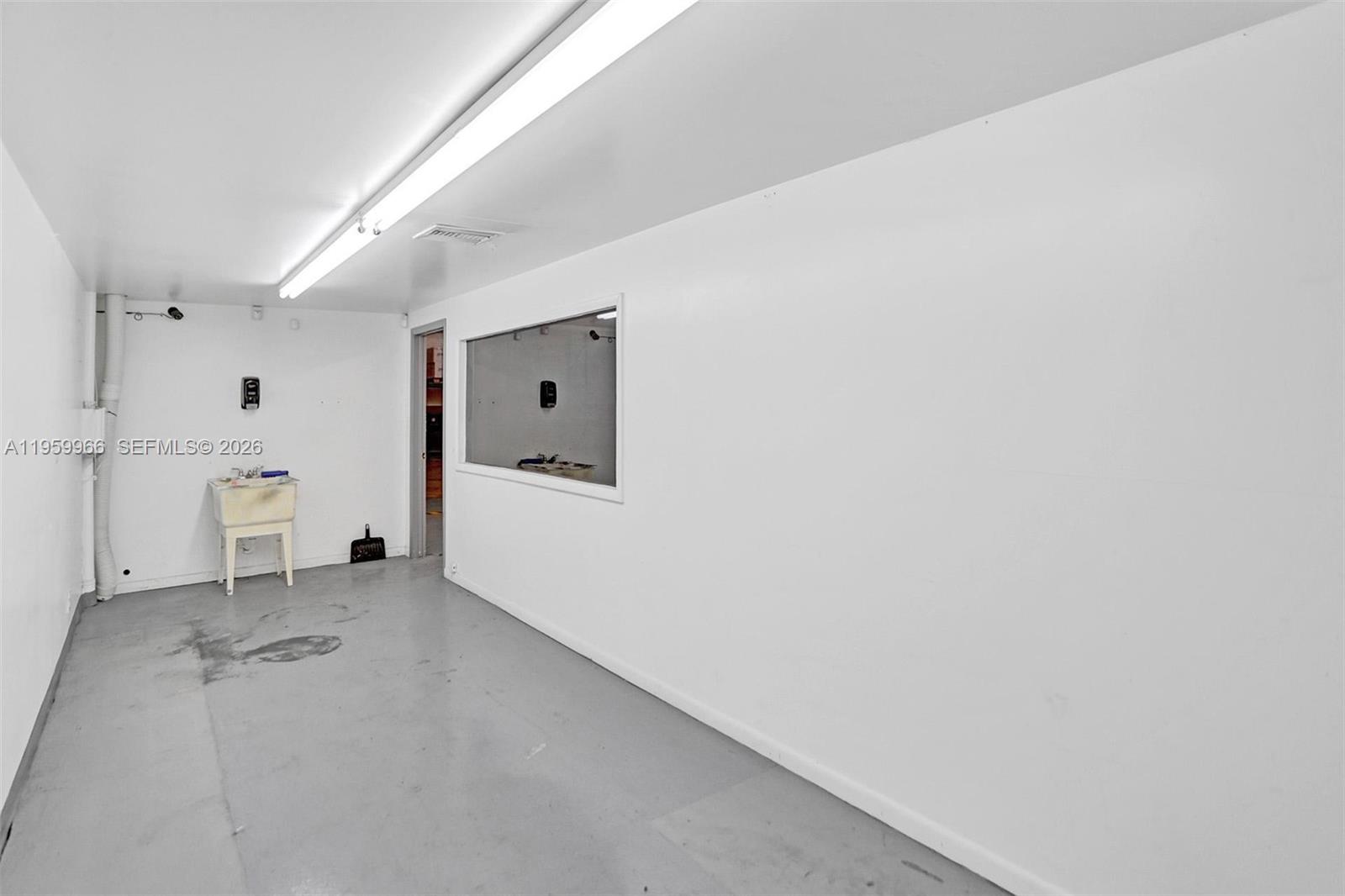   /   sq. ft. $ 2026-02-05 0 Photo