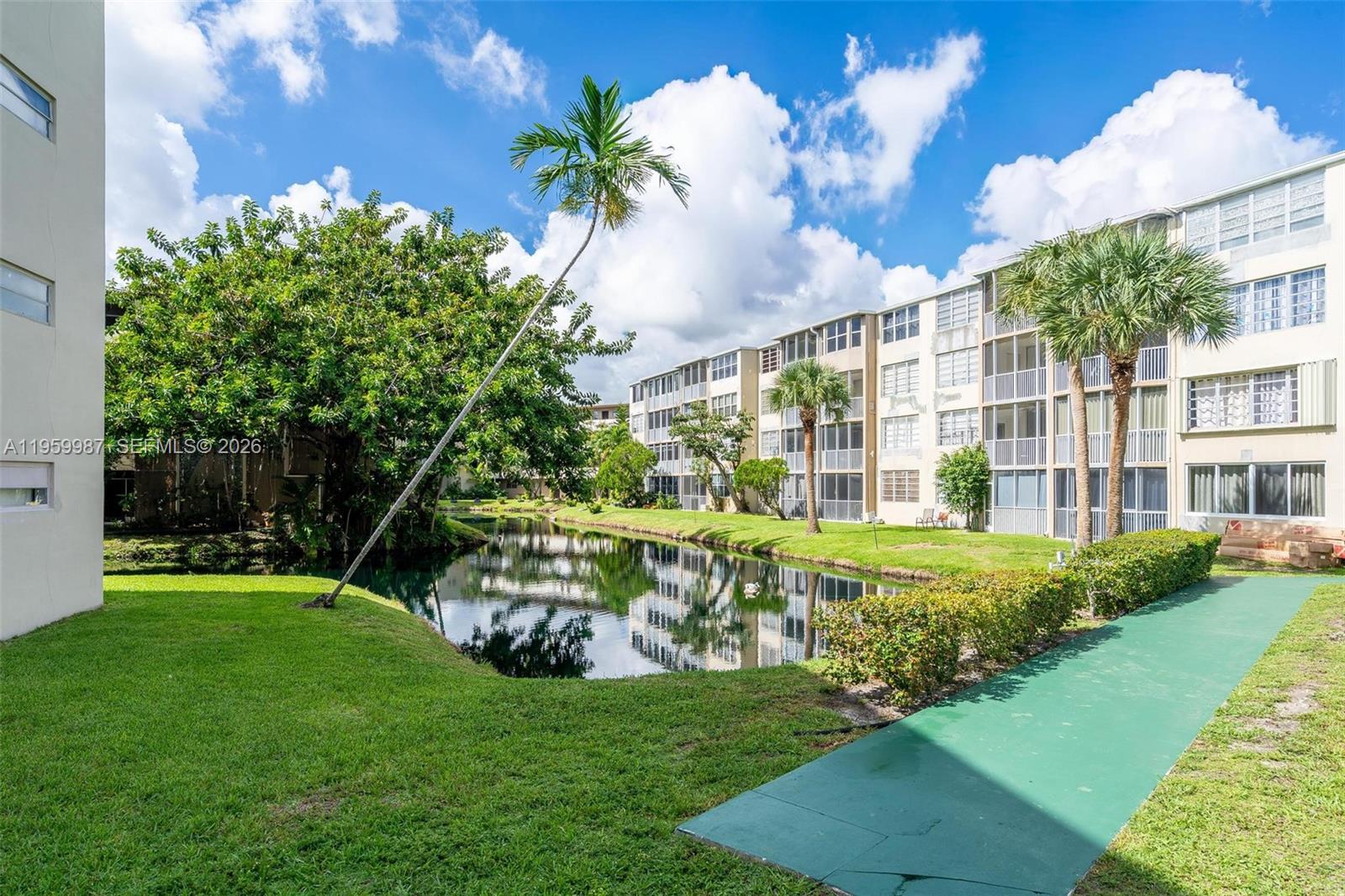 See details 700-1 2 / 2 1633 sq. ft. $ 2026-02-05 0 Photo