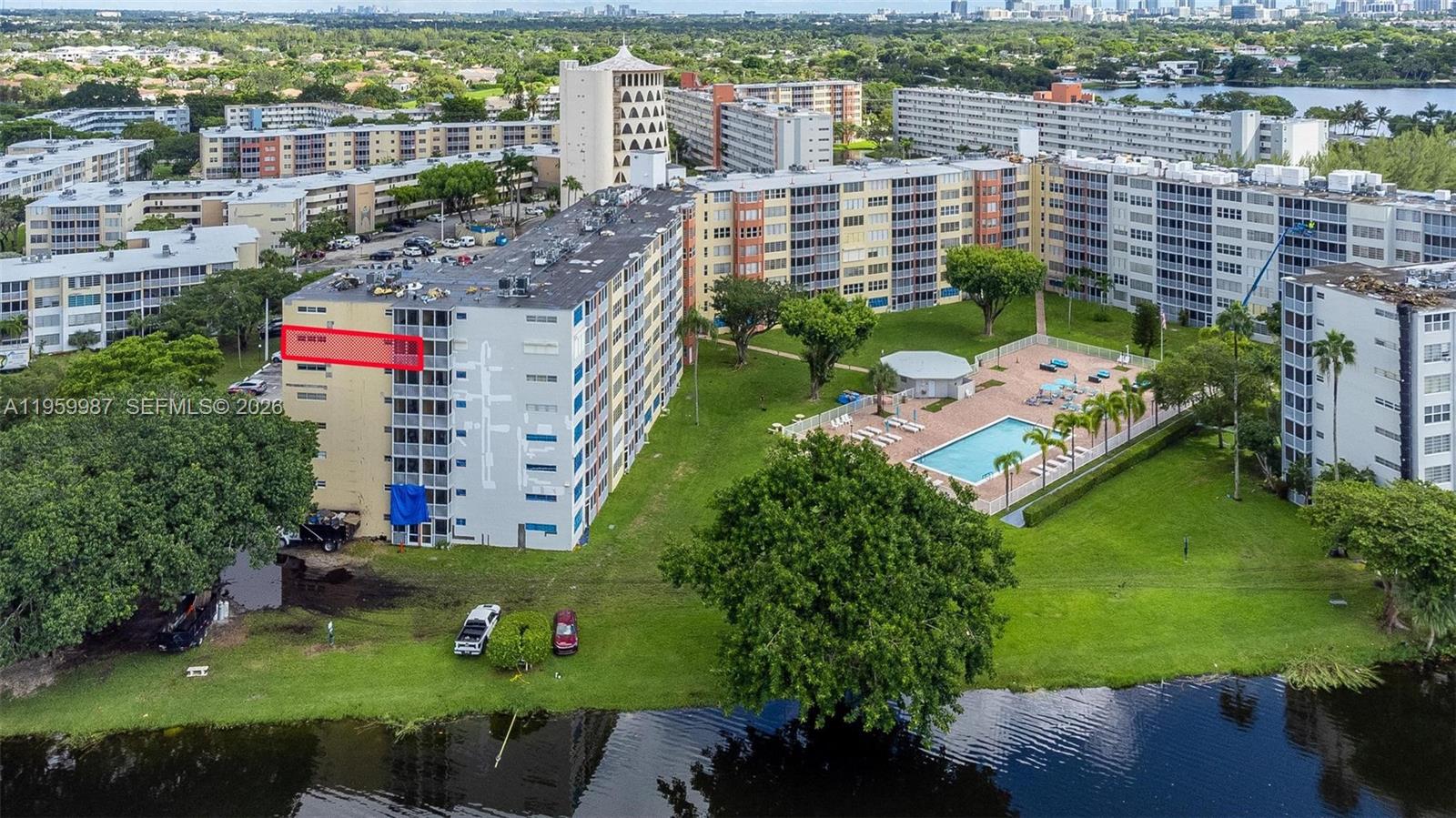 See details 700-1 2 / 2 1633 sq. ft. $ 2026-02-05 0 Photo