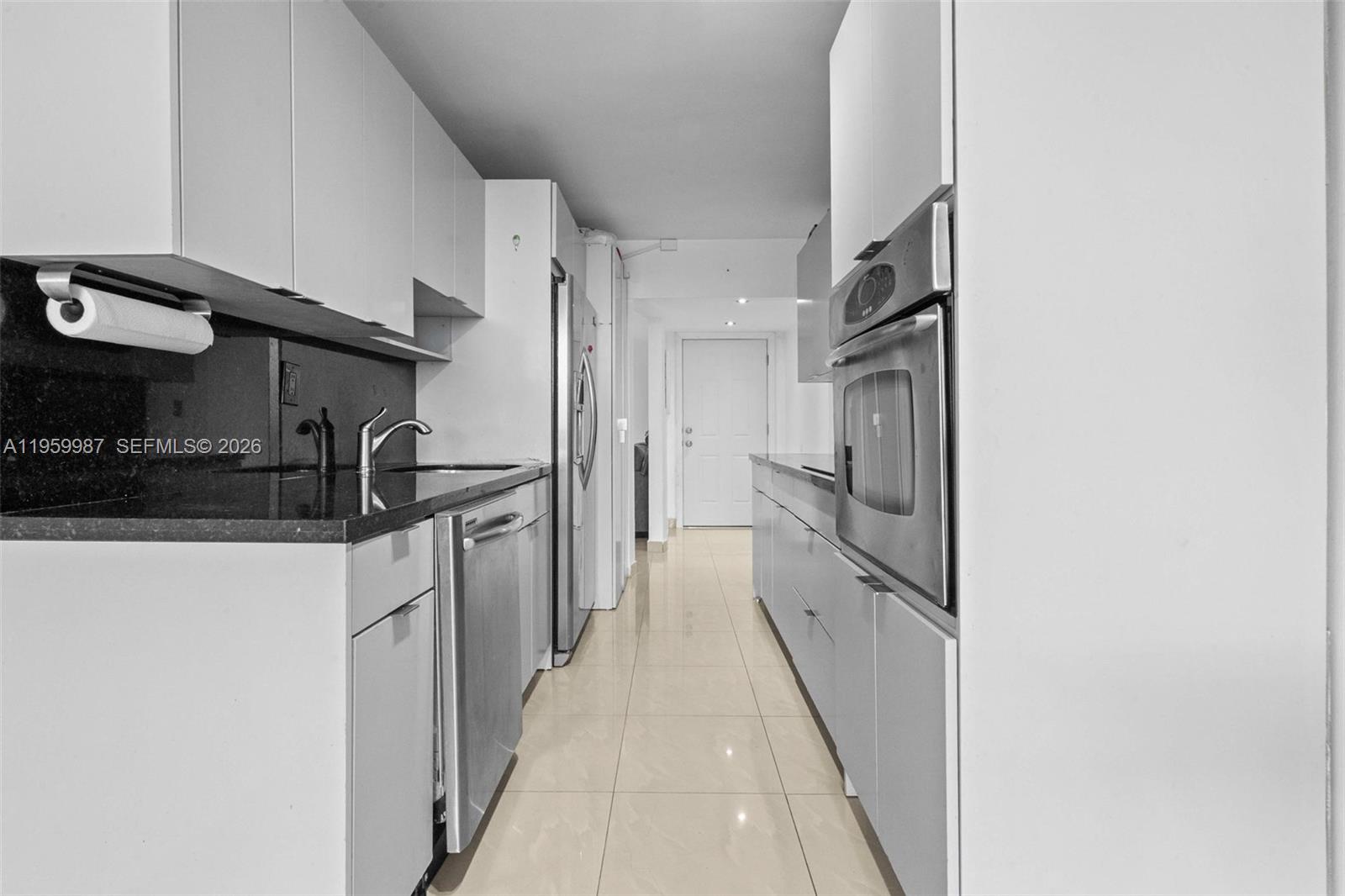 See details 700-1 2 / 2 1633 sq. ft. $ 2026-02-05 0 Photo