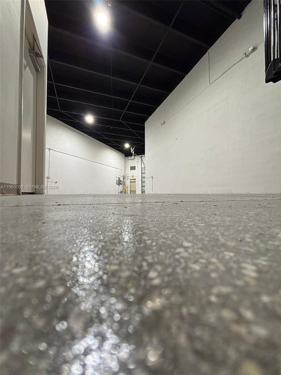 178  /   sq. ft. $ 2026-02-05 0 Photo