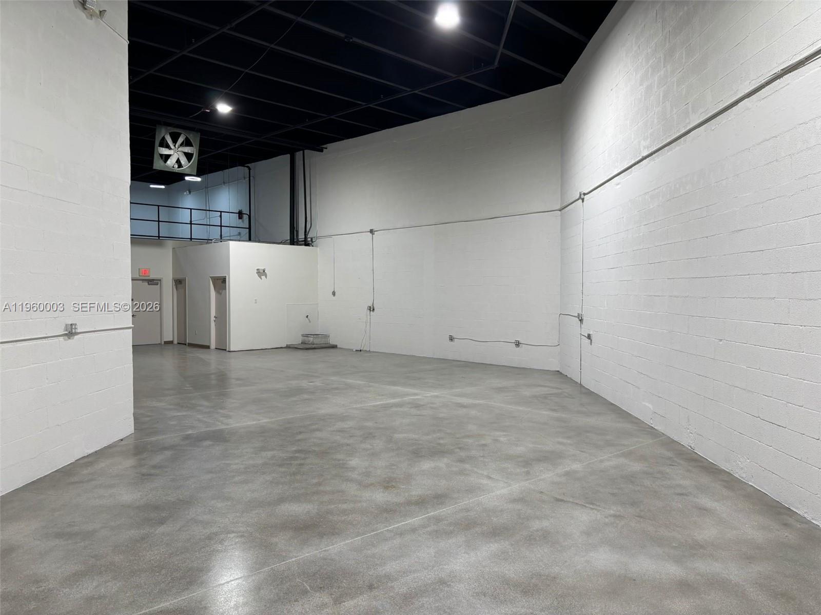 178  /   sq. ft. $ 2026-02-05 0 Photo