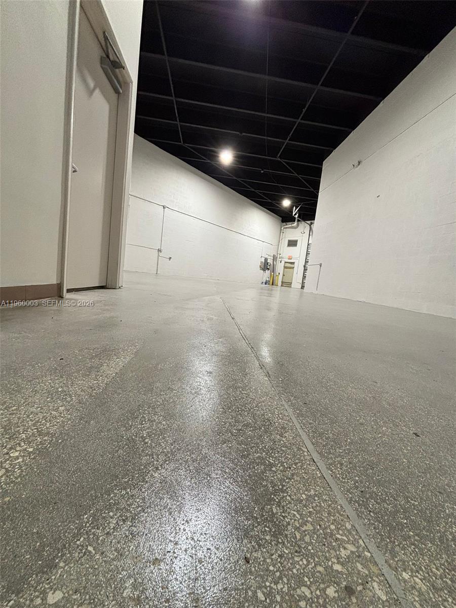 178  /   sq. ft. $ 2026-02-05 0 Photo