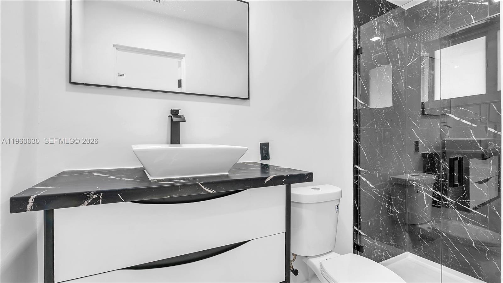 3810 3 / 2 1566 sq. ft. $ 2026-02-05 0 foto